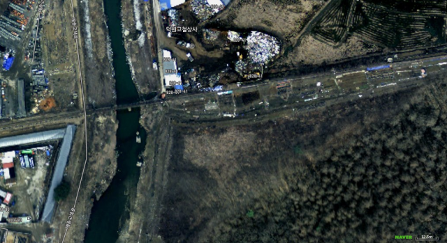 Satellite image from Naver. The scrap metal dealer is the building numbered 828-41.