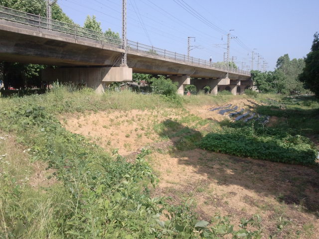 View looking back towards the east and Sangroksu Station (상록수역).